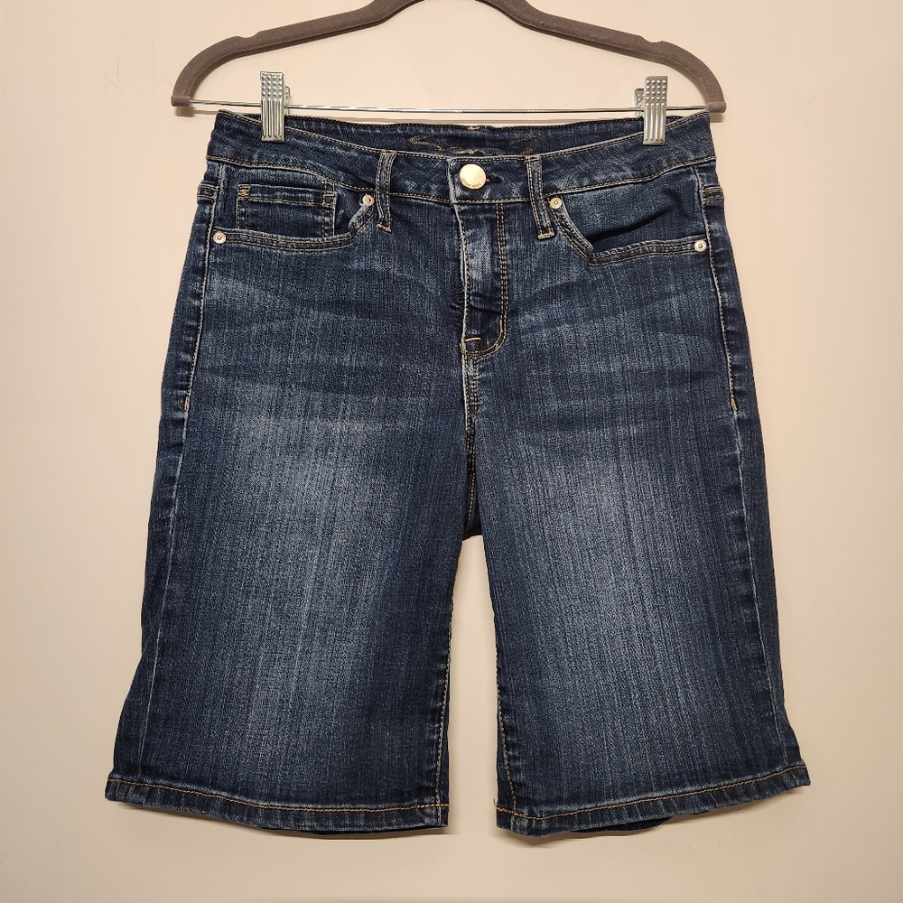 Seven7 Bermuda Denim Shorts Size 8 Medium Blue Wash Jeans Roll Cuff 10" Inseam